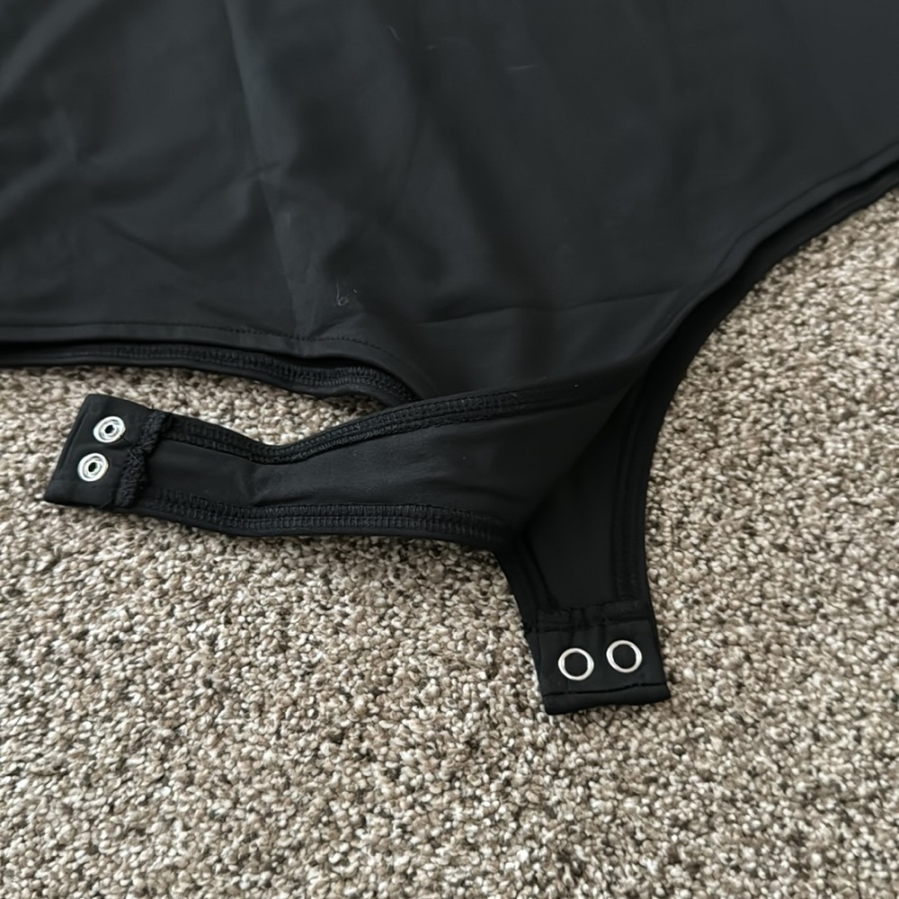 NWT Reoria bodysuit M - Picture 3 of 3